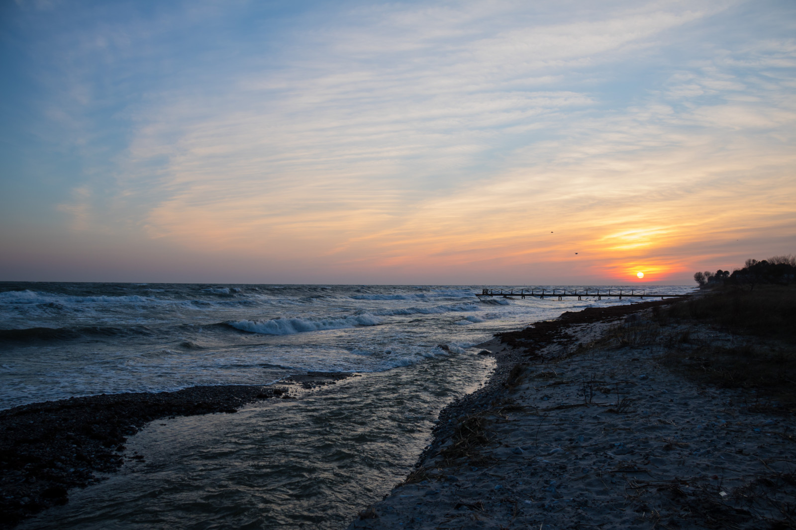 slunečnímu záření, západ slunce, moře, záliv, voda, Skála, pobřeží, písek, nebe, pláž, svítání, večer, ráno, pobřeží, slunce, horizont, pelerína, soumrak, mrak, bouřlivý, počasí, svítání, oceán, vlna, nebe, solnedg ng, vatten, v der, hav, moln, kust, exif modelu canoneos760d, geocountry, Kamera aby kánon, geocity, Model fotoaparátu canoneos760d, geostate, geolocation, EXIF čočka efs18200mmf3556is, EXIF otvor 56, exif aby kánon, EXIF isospeed 100, bl sigt, exif focallength 18mm, tělo z vody, mořská vlna