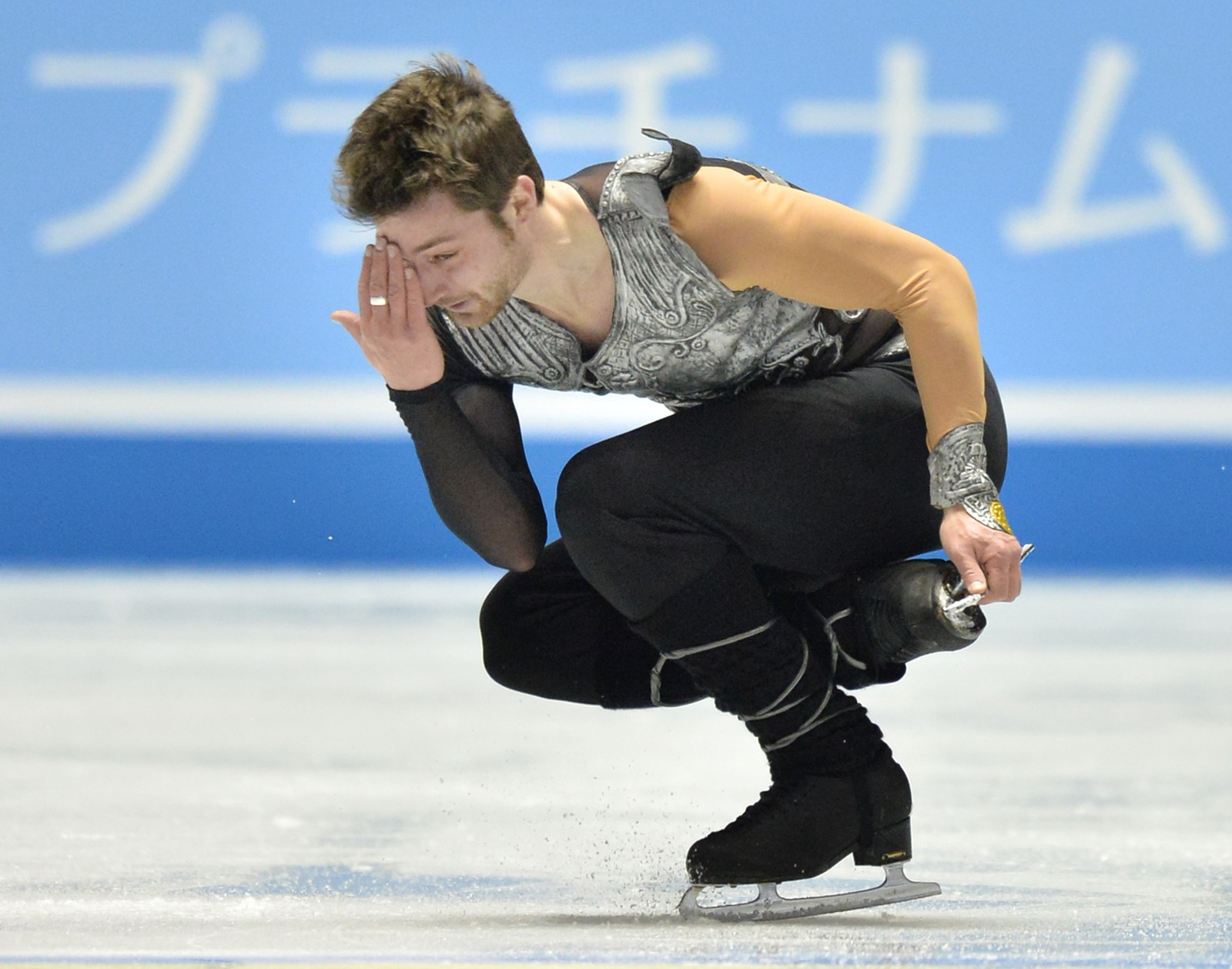 Wallpaper brian joubert, France, figure skater, european champion 1600x1258 CoolWallpapers