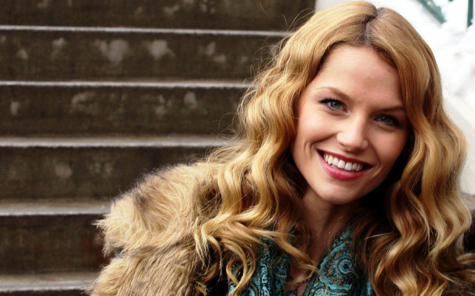 tvář, ženy, model, portrét, blondýnka, dlouhé vlasy, modré oči, fotografování, herečka, usmívající se, móda, vlasy, Osoba, supermodelka, Ellen Hollman, dívka, krása, usměj se, žena, dáma, blond, účes, portrétní fotografie, focení, hnědé vlasy, mimika