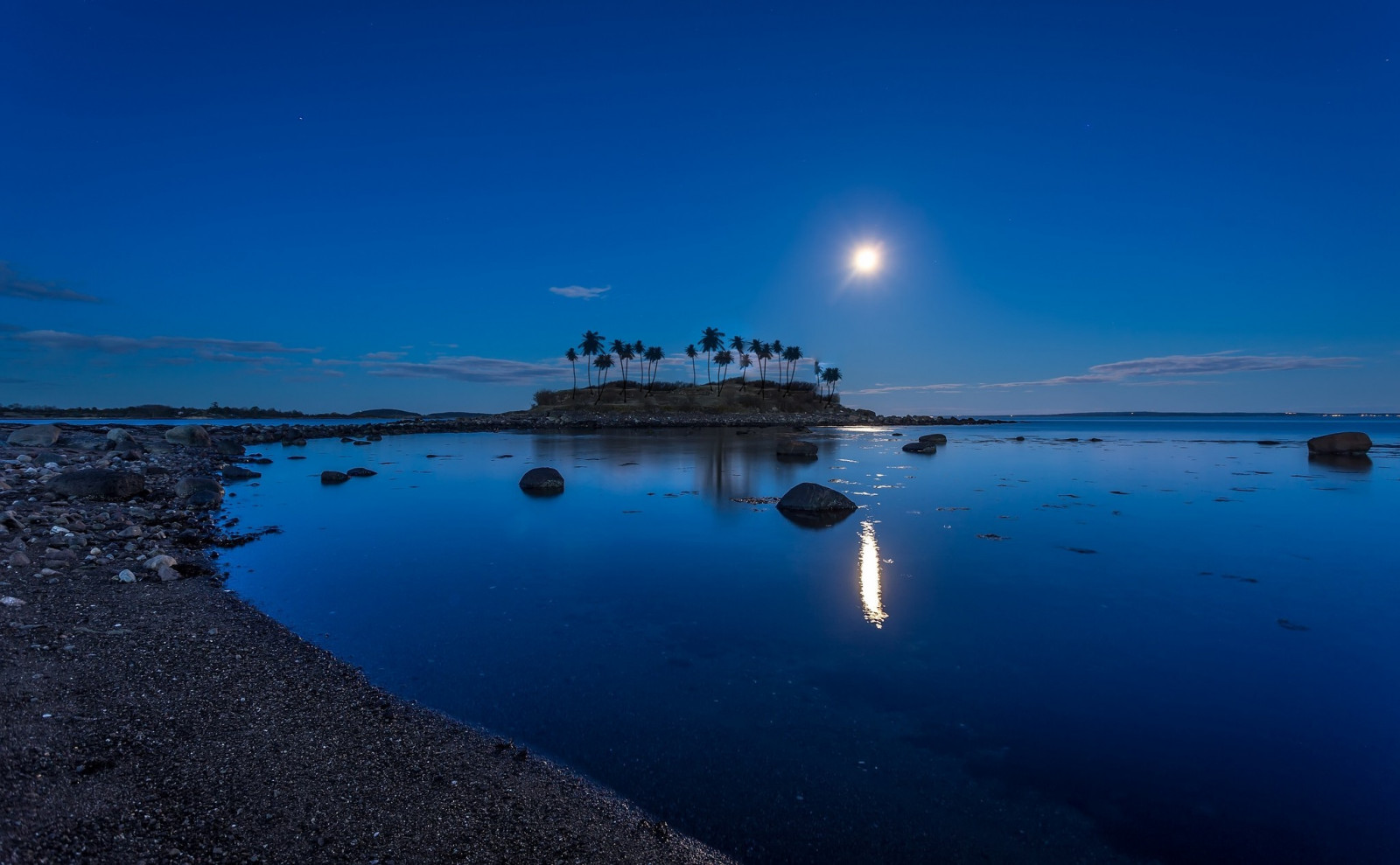 Wallpaper 2048x1267 px, beach, blue, coconuts, island, landscape