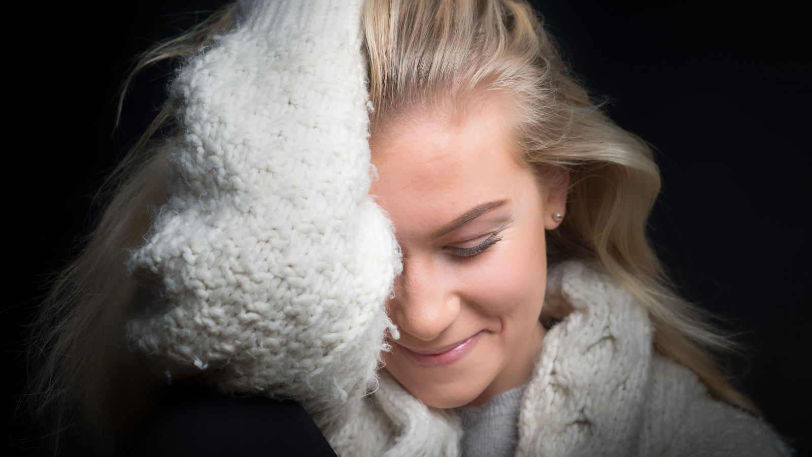 tvář, lidé, bílý, model, portrét, blondýnka, dlouhé vlasy, Dům, móda, vlasy, Sony, srst, nos, Švédsko, Studio, švédský, Osoba, kůže, hlava, Sverige, Krásná, fullframe, primární, dívka, krása, dívky, oko, žena, dáma, odpočinout si, mujer, se, nevěsta, krytý, Göteborg, g teborg, portr tt, kvinna, Zeiss, domů, 55mm, Frau, krásná žena, blond, Elinchrom, účes, femenino, sonya7rii, sonya7r2, fullformat, můj domov, sonyalpha, portrétní fotografie, focení, ucho, orgán, zblízka, interakce, huset, m lndal, normalobjektiv, prvočísla, Schweden, sonya7rm2, v stkusten, ansiktet, tjej, Vacker, tess, swedishgirl, studiophotography, inomhus, studiolights, mitthem, kroksl tt