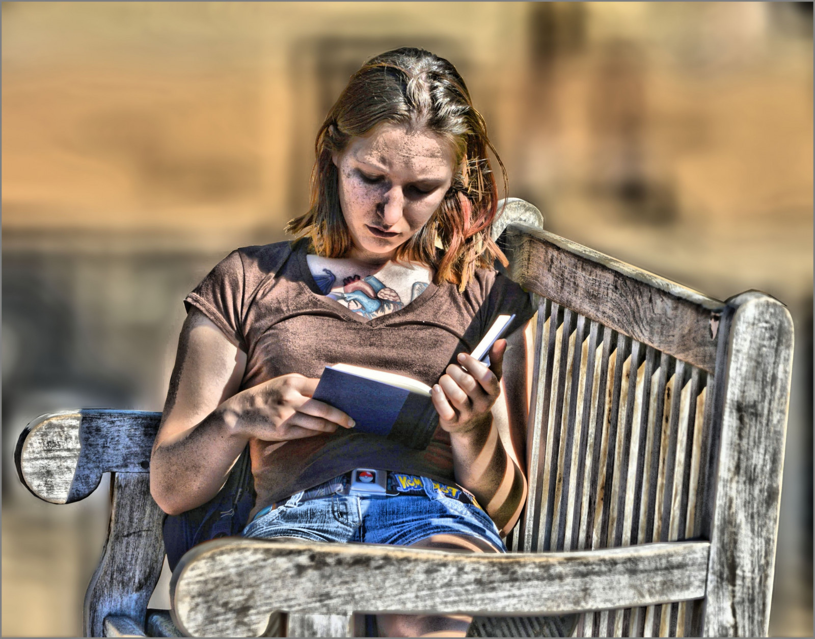 lidé, portrét, park, sedící, tetování, čtení, lavice, pás, slunce, Osoba, teplý, rodina, dívka, žena, dáma, ženský, mladý, rezervovat, pokemon, lidských pozice, portrétní fotografie, focení