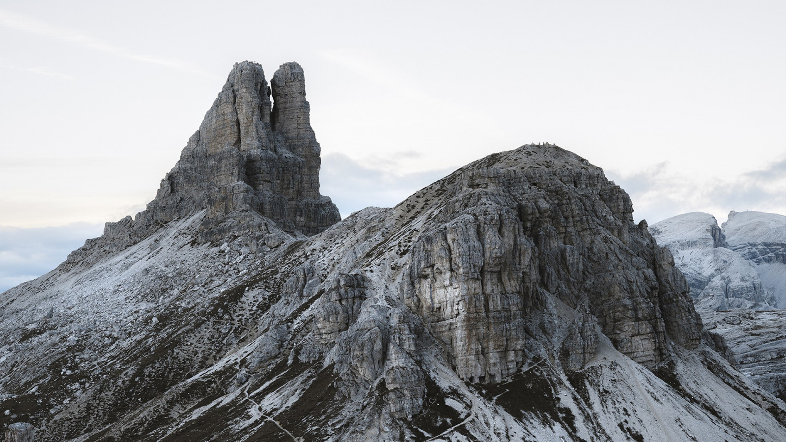 krajina, Skála, sníh, zima, divočina, Alpy, chůze, vrcholek, Formace, hřbet, Terén, hora, počasí, materiál, dobrodružství, 1920x1080 px, geologie, horských reliéf, landform, pohoří, badlands, horolezectví