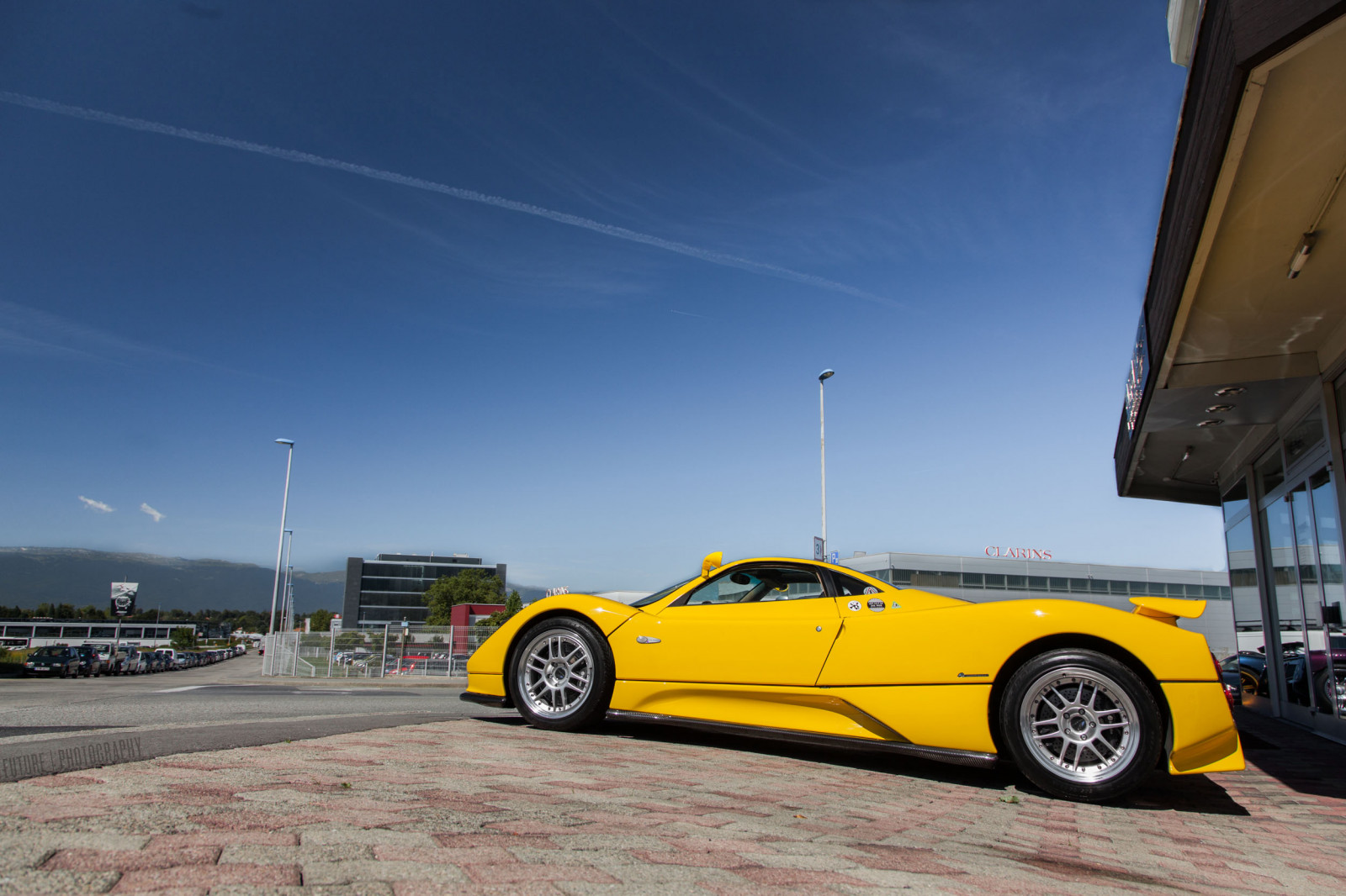 auto, motorové vozidlo, pozemní vozidla, žlutý, automobilového designu, sportovní auto, kolo, druh dopravy, vozidlo, superauto, nebe, silnice, automotive wheel system, výkon auta, asfalt, automobilový exteriér, luxusní vůz, okraj, počítač tapeta, road trip, rostlina, Chevrolet Corvette C6 ZR1, kupé, ulice