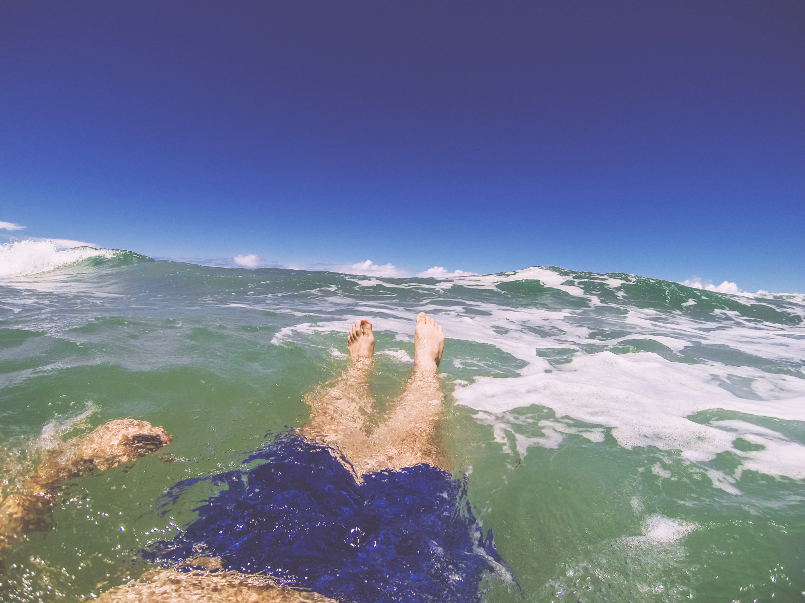 moře, vlna, pobřeží, nebe, coastal and oceanic landforms, oceán, mys, voda, mořská vlna, pelerína, Terén, pobřeží, útes, vodní zdroje, mys, Cestovní ruch, dovolená