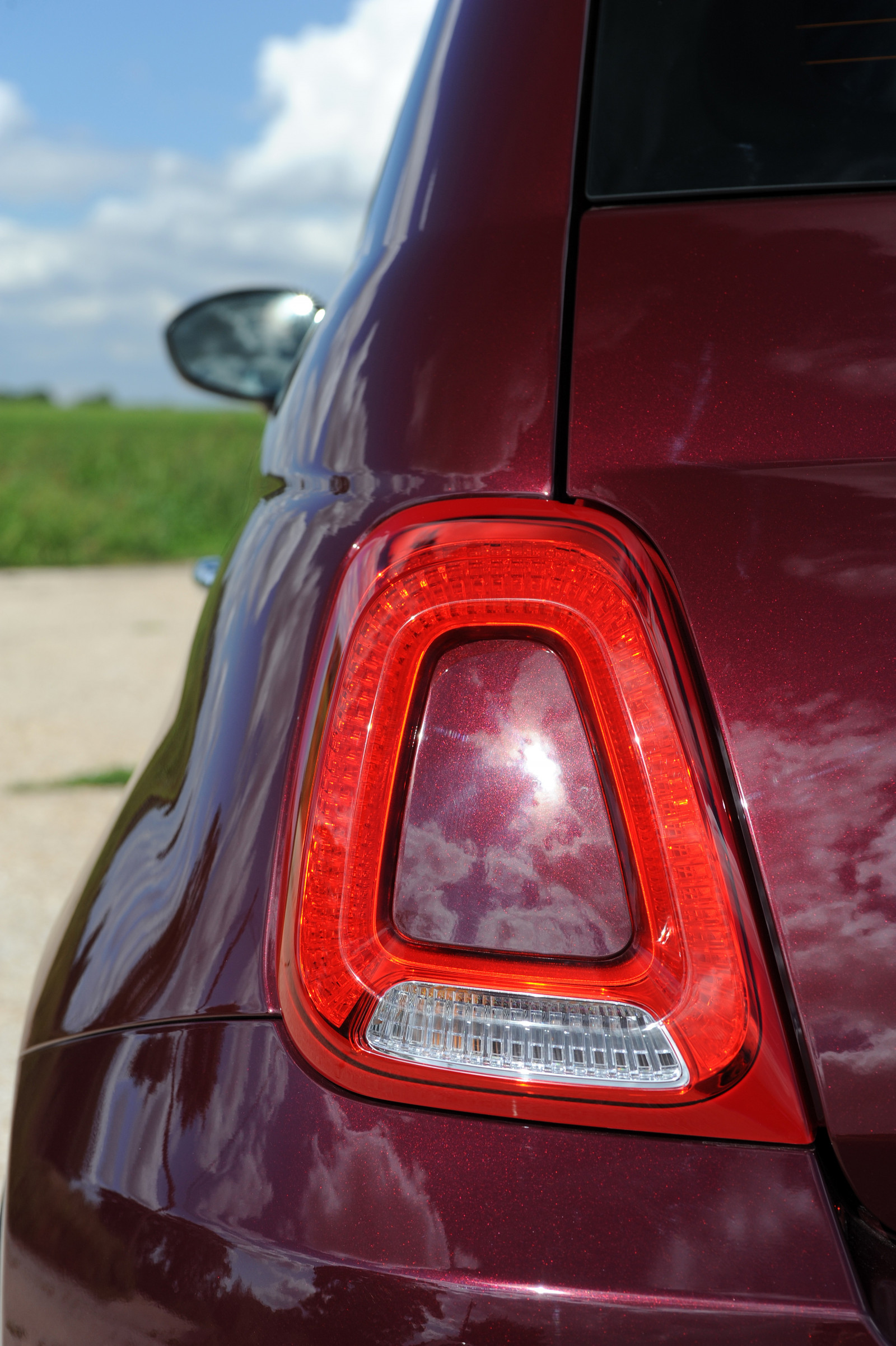 auto, vozidlo, mini, FIAT, netcarshow, netcar, obrázky vozidel, photo auto, 2016, 500 UK verze, kolo, pozemní vozidla, automobilového designu, automobilový exteriér, automobil make, luxusní vůz, kompaktní vůz, výkonné auto, městské auto, subcompact auto