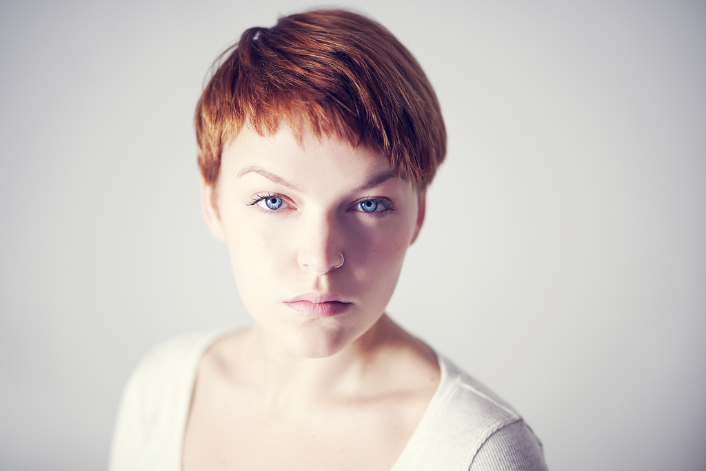 lys, portræt, hvid, skønhed, mode, skjorte, selv, hår, ingefær, stadig, trist, tæt, naturallight, rødbrun, dage, rødhåret, portrætter, 365, saddness, Stilhed, Vælg