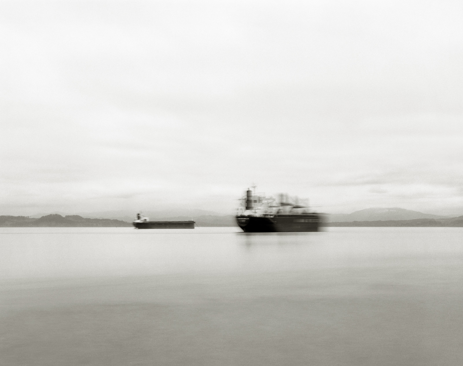 longexposure, film, uniknout, lodě, manželství, vztah, columbiariver, astoria, ekvivalent, upoutané, largeformat, Předpeklí, korespondence, závěj, psychologie, neklidný, očistec, Stasis, Deardorff, austingranger