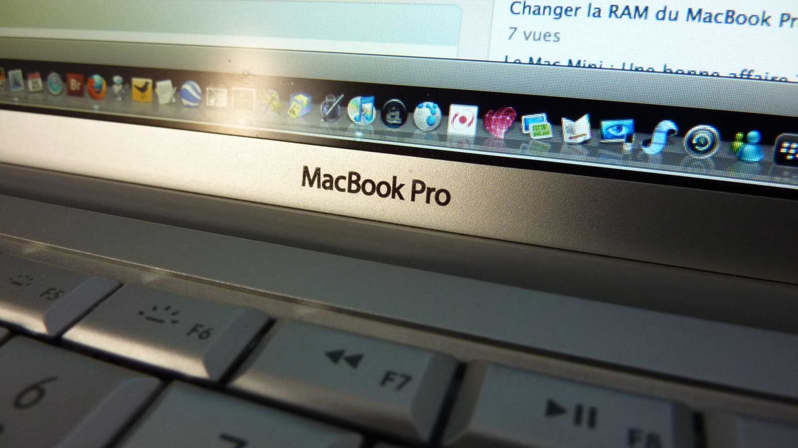 mraky, Kánon, technika, elektronika, Ajaccio, jablko, newyork, Empire State Building, mraky, MacBookPro, rozbočovač, Belkin, MX310, disquedur, kristinacruises, kristinaregina, storeva, Osobní počítač hardware, produkt, elektronické zařízení, elektronický přístroj