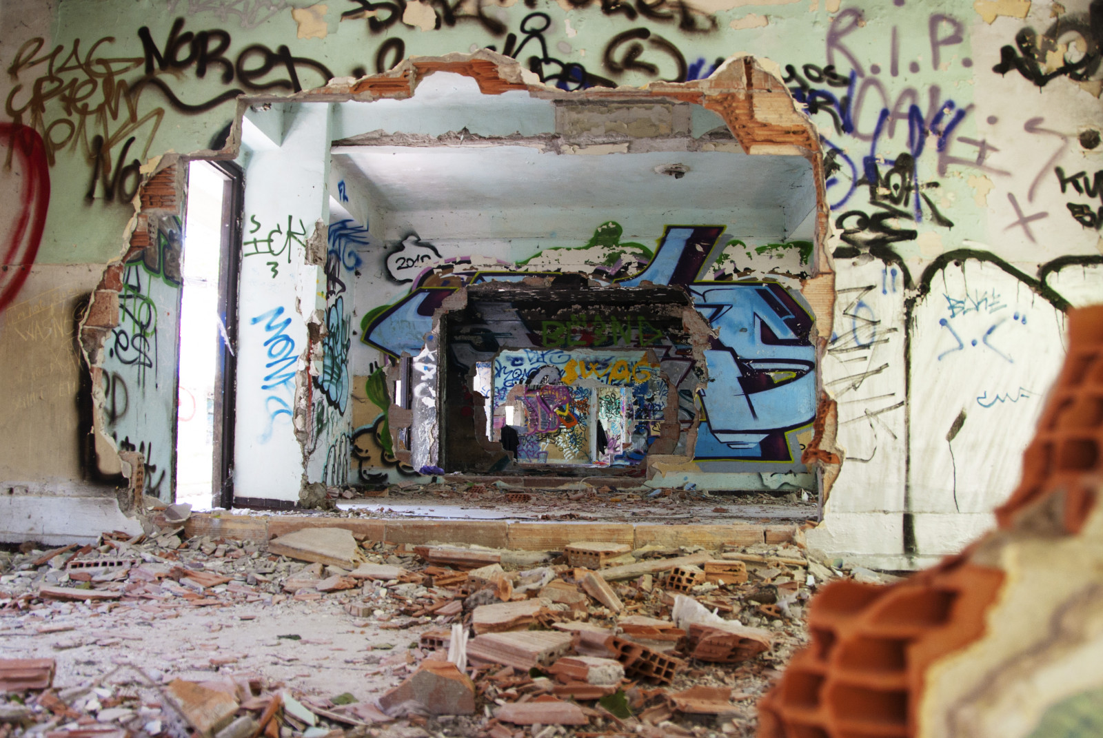 Wallpaper painting, ruin, abandoned, wall, Nikon, graffiti, street