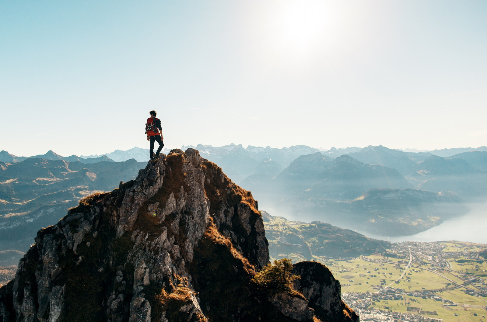 menn, sport, landskap, fjellene, vann, natur, klippe, panorama, villmark, Alpene, gå, toppmøte, møne, Terreng, fjell, eventyr, fjelllandformer, Landform, fjellkjede, ekstremsport, fjellklatring