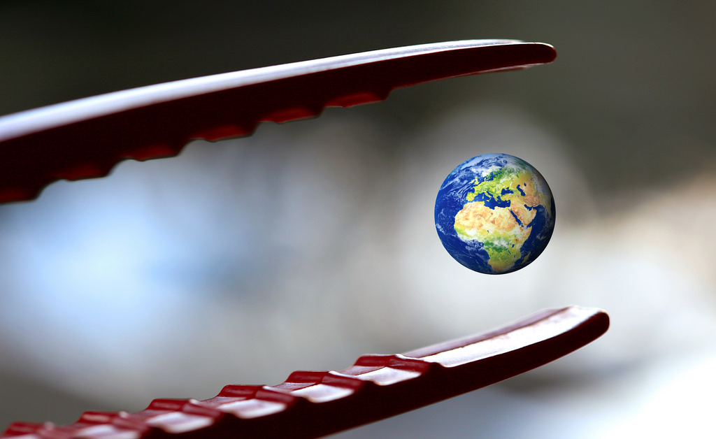 platnost, síla, kleště, kleště, pairoftongs, říz, tenazas, pinces, Zange, rukojeť, Červené, krucifix, svět, Mundo, monde, podlitina, wereld, Země, zeměkoule, tierra, erde, terra, hvězdné války, bokeh, makro, dof, Kánon, 6d, 100mm, canoneos6d, canonef100mmf28macrousm