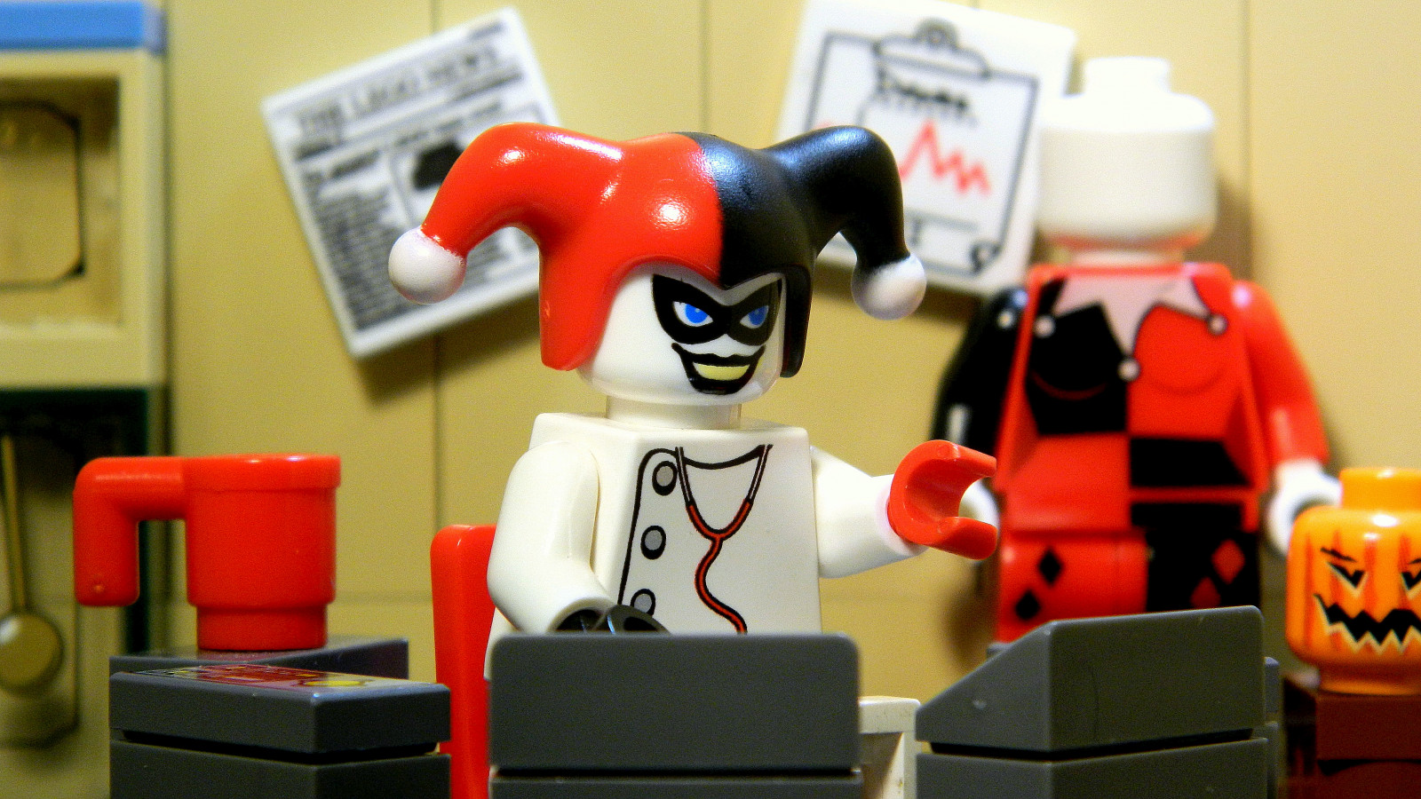 robot, Batman, Burlone, LEGO, tecnologia, Giocattolo, Quinn, giocare, Harley, film, asilo, guardia, immagine dello schermo, minifigure, moc, prodotto, minifig, Figura, Arkham