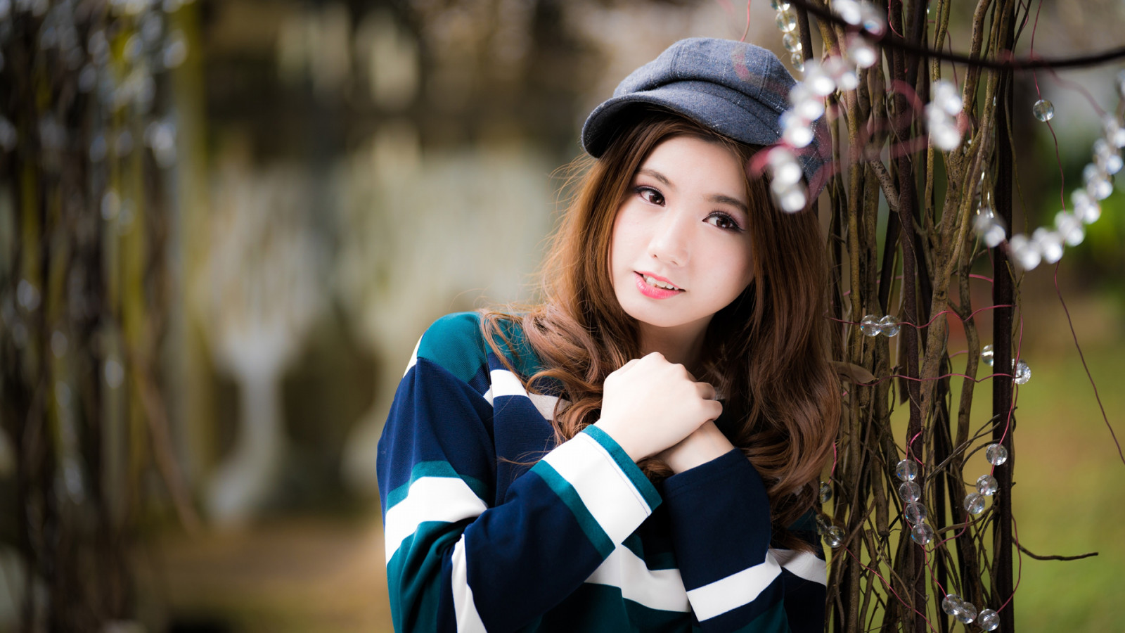женщины, Фотография, Позы, модель, Азиатский, Women with Hats, брюнетка, Улыбается, Розовая помада, Женщины на открытом воздухе