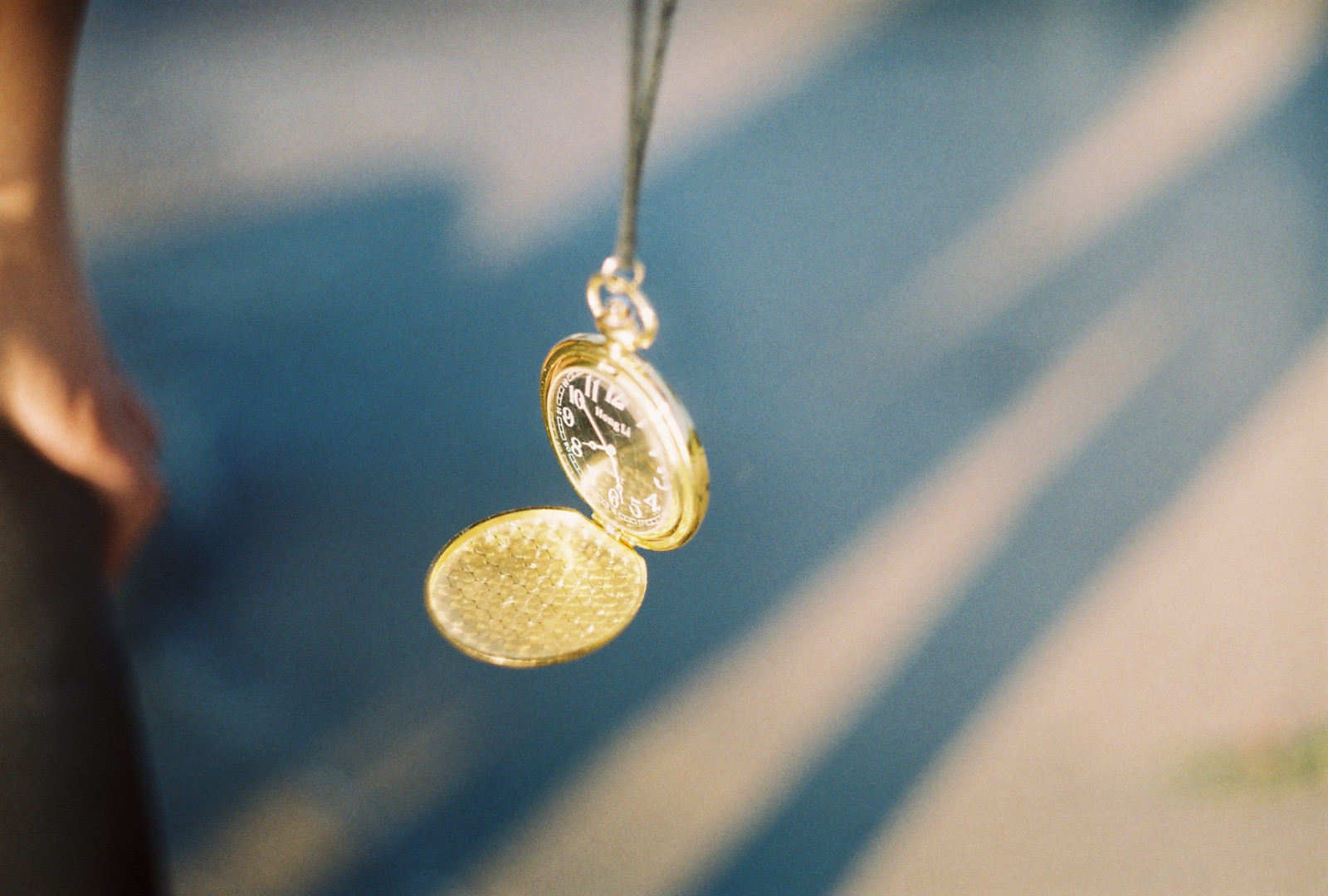 film, analogico, 35MM, Estonia, bokeh, orologio, zenit, Eesti, pocketwatch, Zenitet