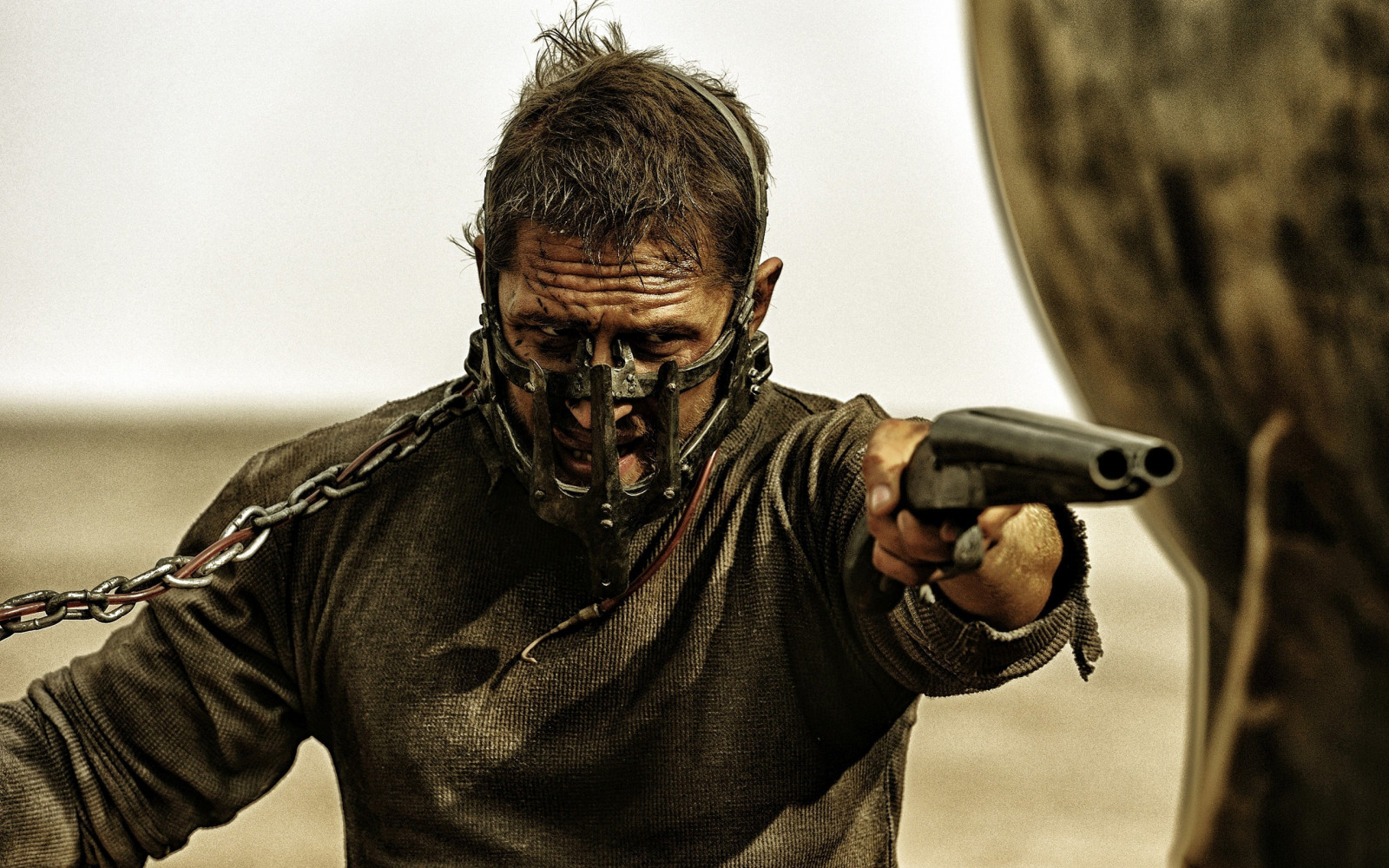 chrám, lidé, portrét, voják, brokovnice, Osoba, Mad Max Fury Road, Šílený Max, Tom Hardy, 2560x1600 px