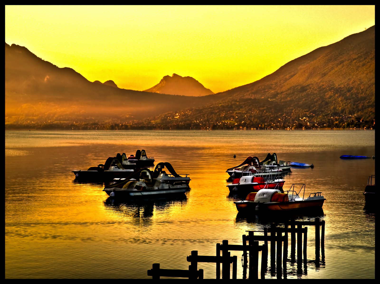 krajina, západ slunce, moře, jezero, voda, Příroda, odraz, nebe, svítání, uklidnit, večer, ráno, horizont, Francie, Lake District, Olympus, Annecy, svítání, mléko, mywinners, colorphotoaward, supershot, Horní Savojsko, E520, jezero, odlesk, chrisghis, christianchauvel, 1260, P dalos