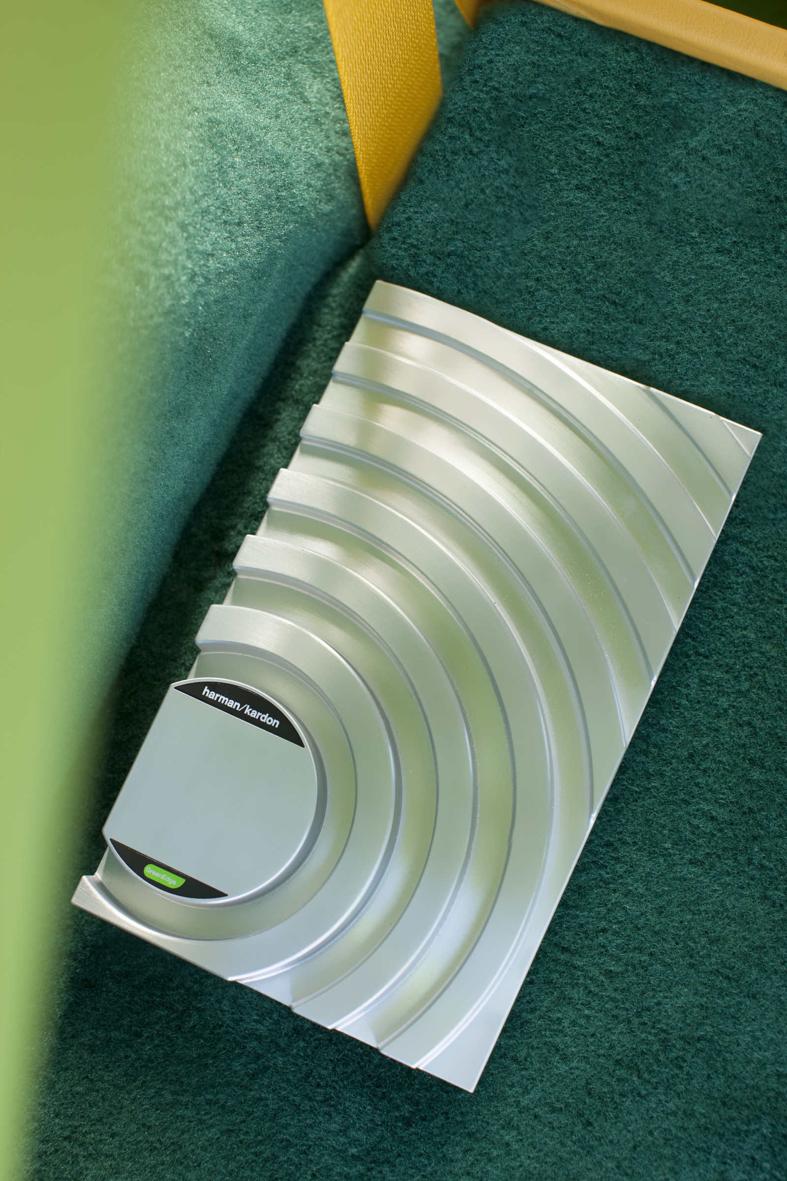 grøn, cirkel, 2013, netcarshow, netcar, bil billeder, bil foto, farve, materiale, Rinspeed, Urban Commuter, møbel, tekstil, gulve