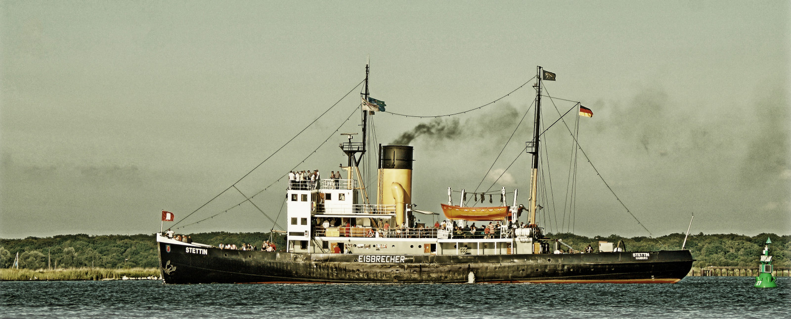 loď, loď, Sony, Rostock, plavidlo, kanál, zackl, sz227, sonyslt58, remorkér, motorová loď, parník, Hansestadtrostock, Hansesail2014, Traditionsschiff, Eisbrecherstettin, water transportation, naval trawler