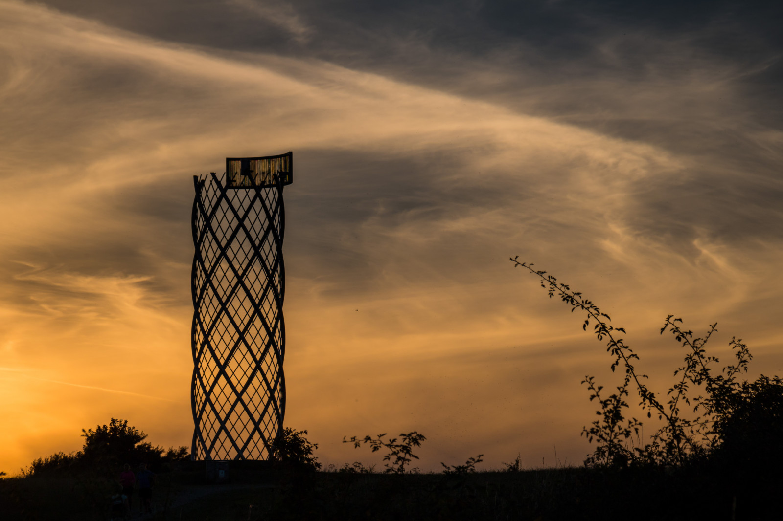 luce del sole, tramonto, cielo, silhouette, Alba, sera, mattina, Torre, crepuscolo, elettricità, torre di trasmissione, leggero, nube, alba, solnedg ng, Siluett, Malmo, publicart, konstverk, modello canoneos760d exif, geocountry, Marca fotocamera Canon, Geocity, modello di fotocamera canoneos760d, geostate, geolocalizzazione, Lente exif efs18200mmf3556is, exif fare canon, exif ISOSPEED 100, apertura exif 10, exif focalLength 135 millimetri, Bunkeflostrand, movementmeterf rlimhamn, themovementmeterforlernacken, la Torre, ultimi bagliori