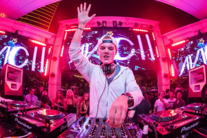 Avicii Wallpaper Hd Wallpapers Wallhere