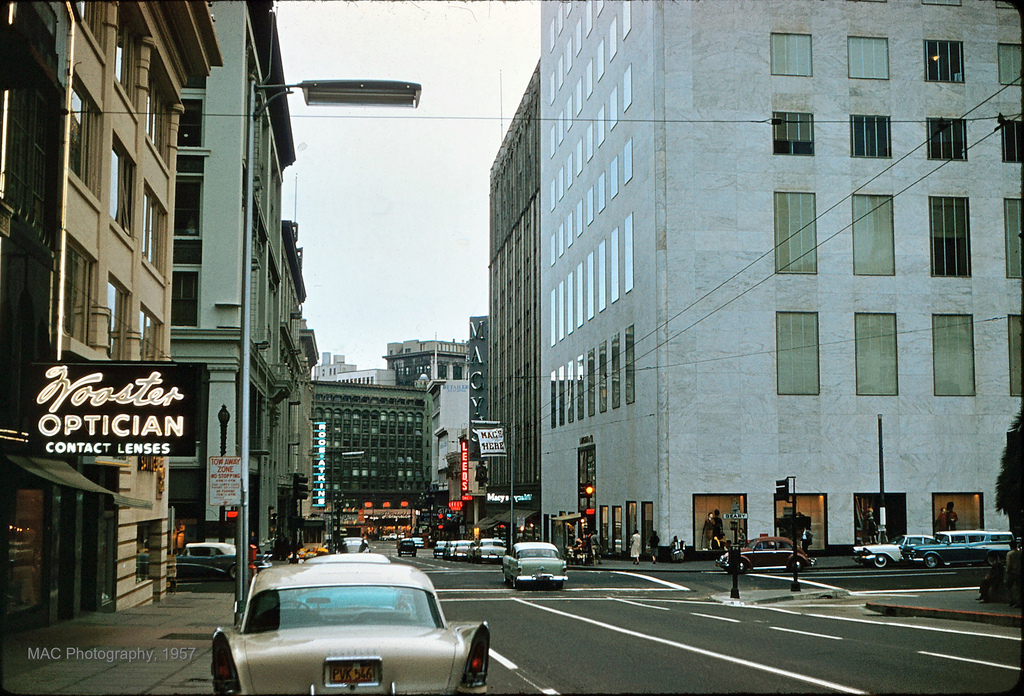 sanfrancisco, Kalifornie, ca, výlet, dovolená, Spojené státy americké, znaky, cars, film, podepsat, architektura, budovy, Volkswagen, Buick, neon, fotoaparát značky kodak, Leeds, Plymouth, Konvertibilní, skluzavka, signage, 1957, výlety, Macys, Pontiac, Kodachrome, Chrysler, 300, tramp, prodejny, skluzavky, prázdnin, automobily, streetscenes, businesses, Stationwagon, departmentstores, stocktonstreet, gearystreet, travelphotography, threehundred, imagnin, hartfields, roosatkins, macphotography, woosteropticians